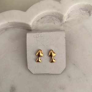 Jewelry Heart Stud Earrings